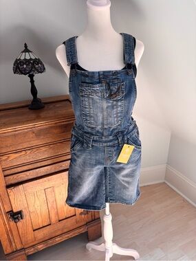 S.B. Denim Overall Shorts 💙